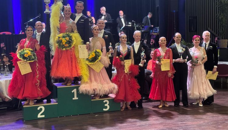 TSZ-Paar bei Grün-Gold TSC Dreieich